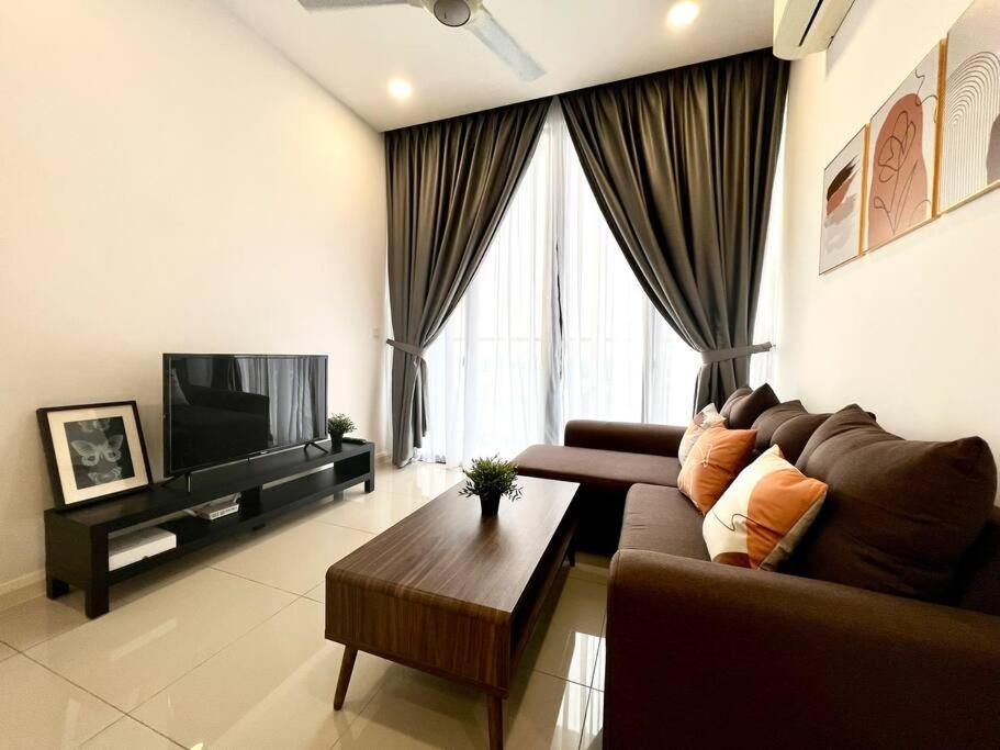 Walk To Legoland, D'pristine Medini Nusajaya (Iskandar Puteri)