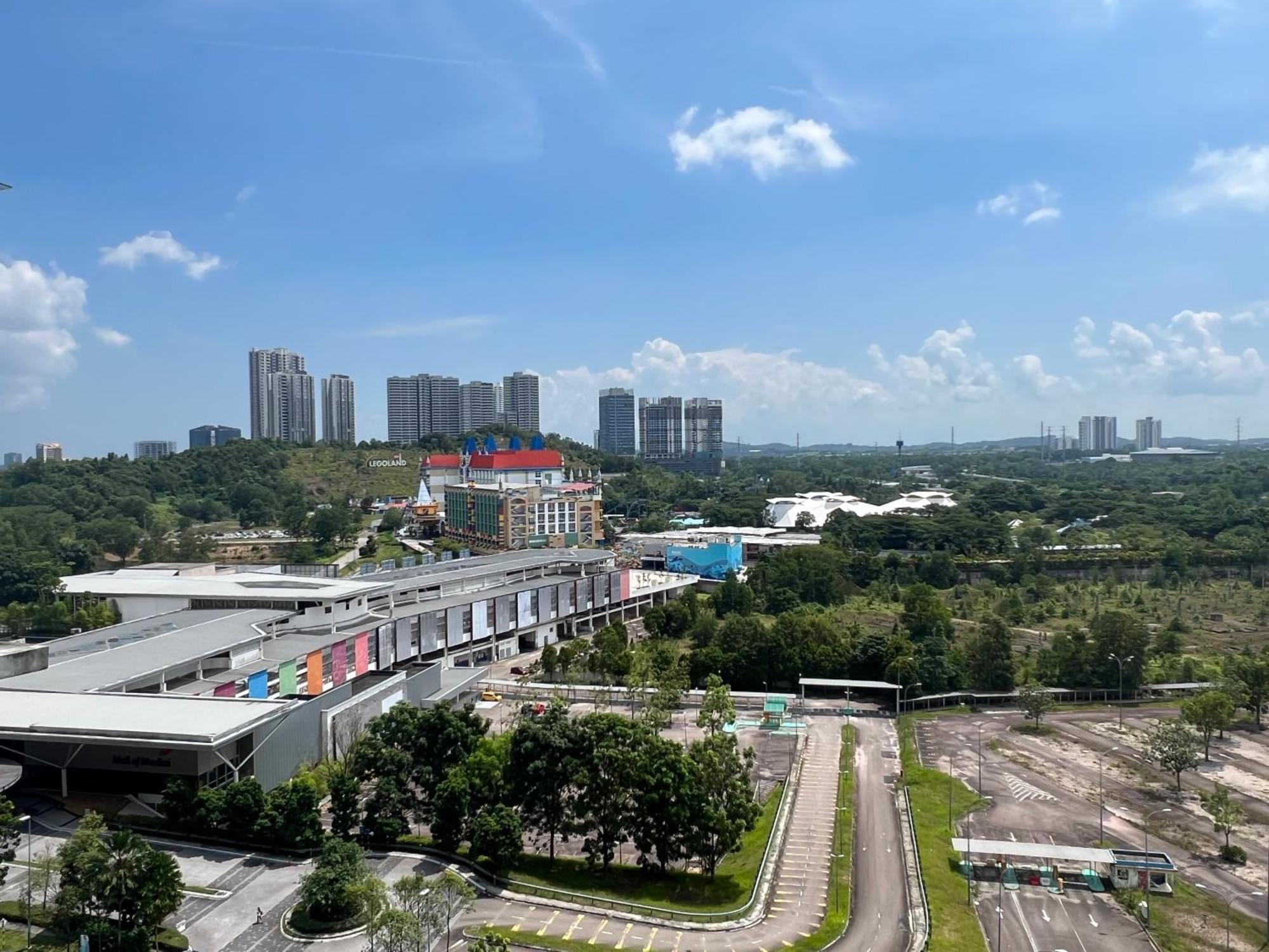 Walk To Legoland, D'pristine Medini * Nusajaya (Iskandar Puteri)