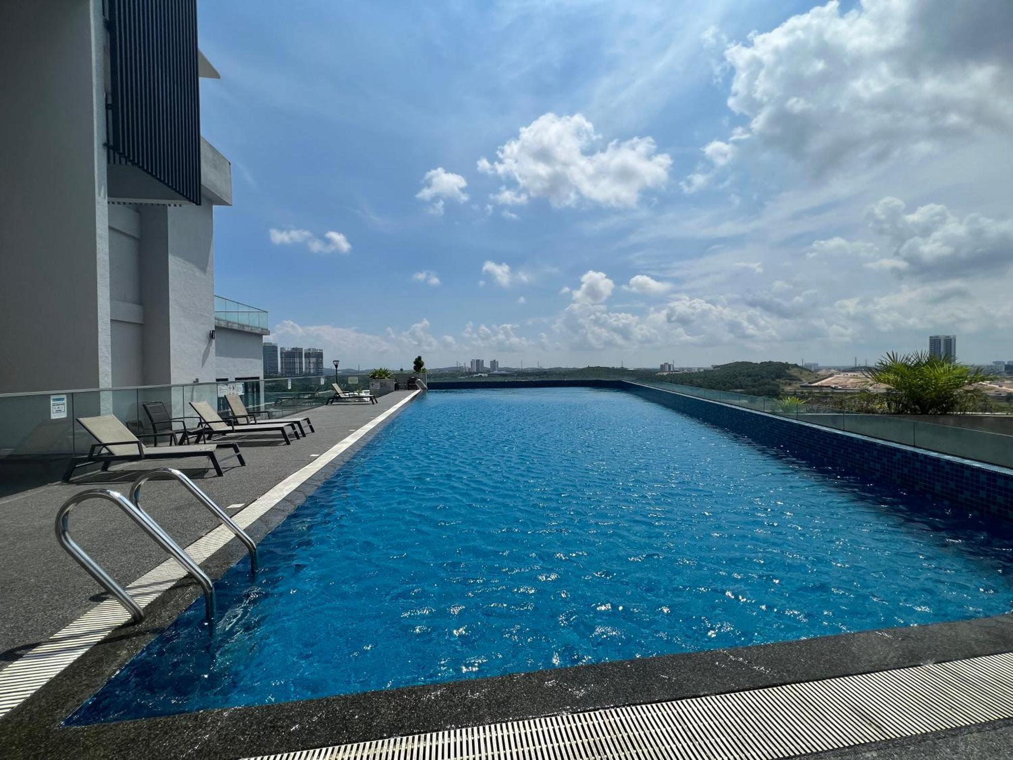Walk To Legoland, D'pristine Medini * Nusajaya (Iskandar Puteri)